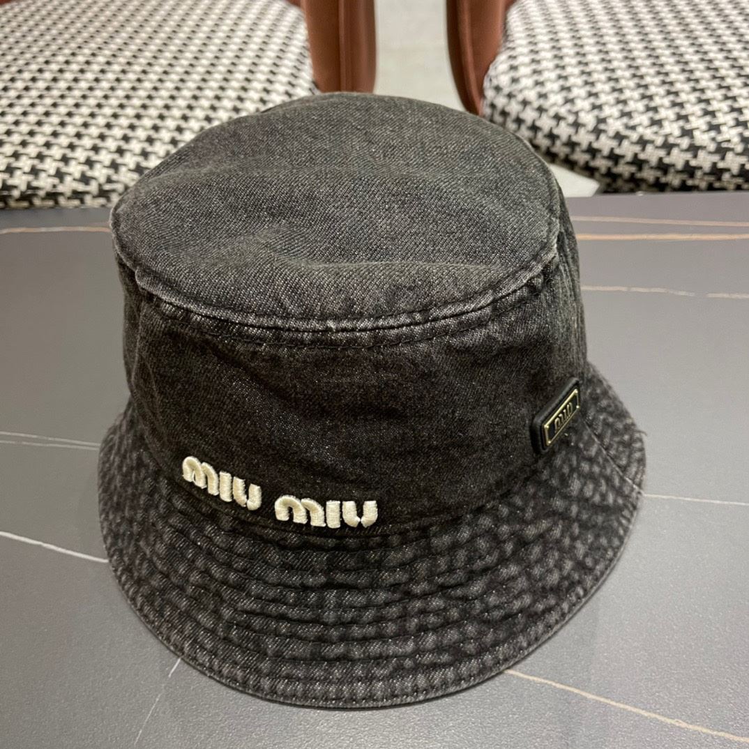 Miu Miu Caps